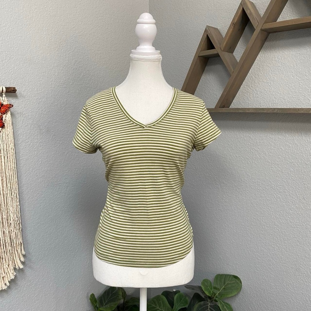 FADED GLORY STRIPES V NECK SHORT SLEEVE TOP Y2K GRUNGE ALT MALLCORE